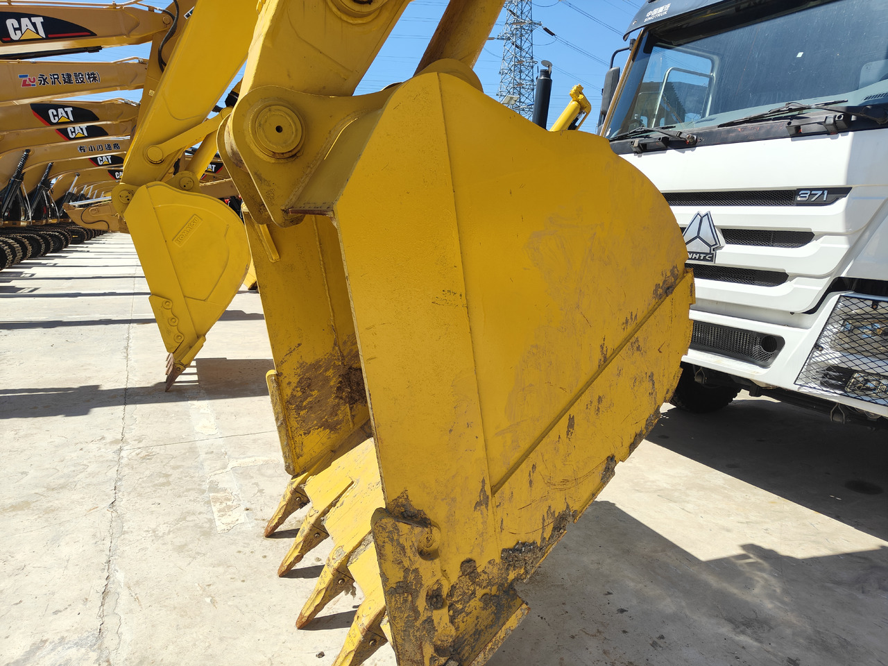 KOMATSU PC450-8 - Pelle sur chenille: photos 5 KOMATSU PC450-8 - Pelle sur chenille: photos 5