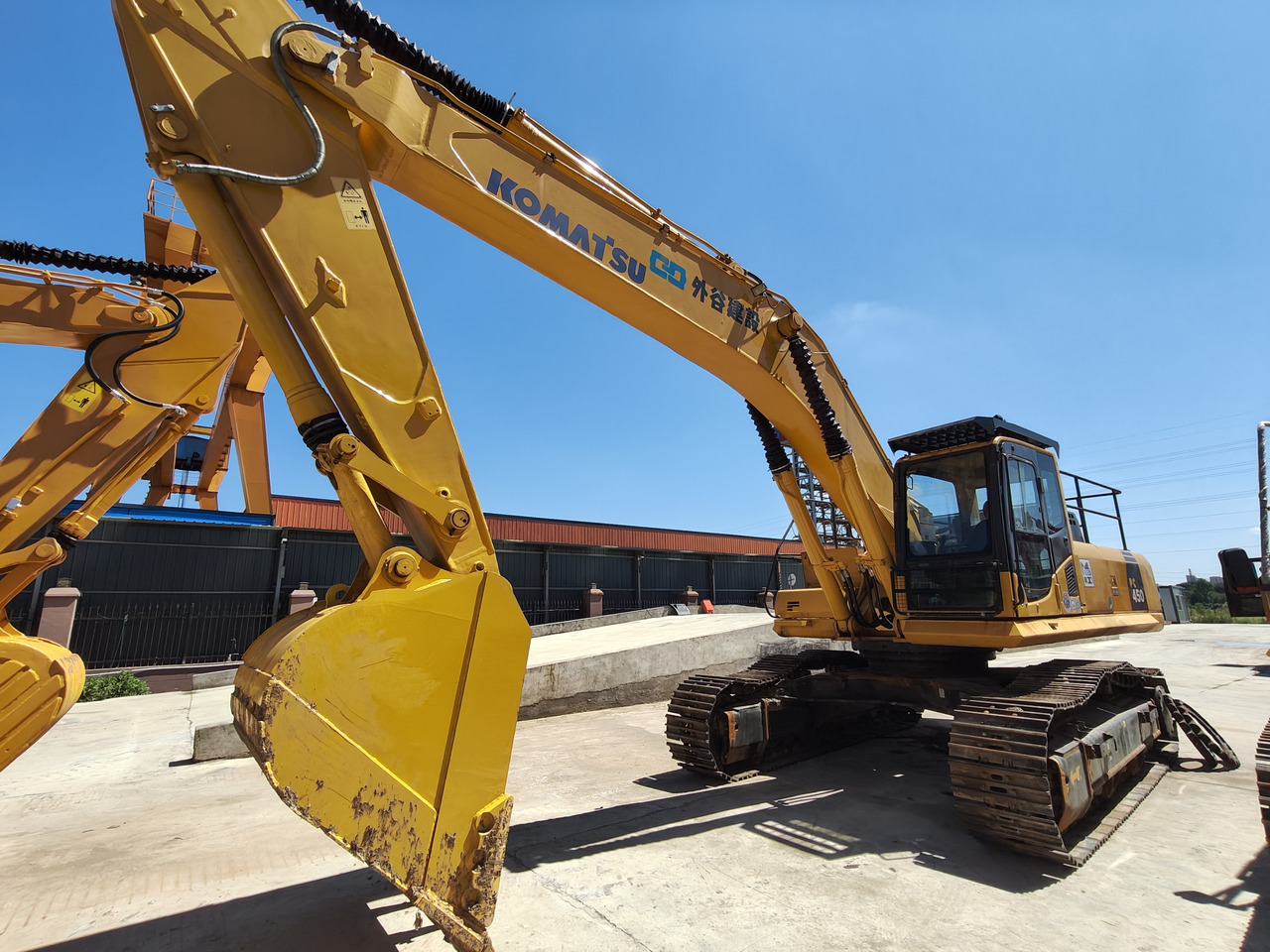 KOMATSU PC450-8 - Pelle sur chenille: photos 3 KOMATSU PC450-8 - Pelle sur chenille: photos 3