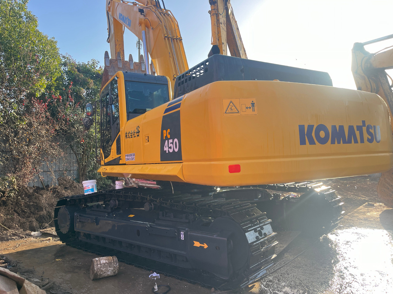 KOMATSU PC450-8 - Pelle sur chenille: photos 5 KOMATSU PC450-8 - Pelle sur chenille: photos 5