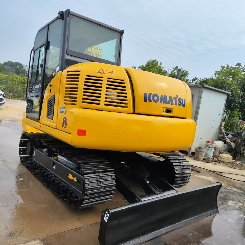 KOMATSU PC70-8 - Pelle sur chenille: photos 3 KOMATSU PC70-8 - Pelle sur chenille: photos 3