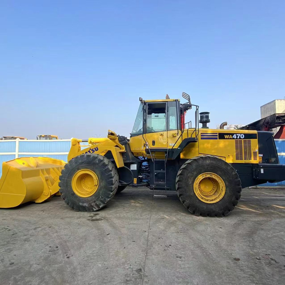 KOMATSU WA470-6 - Chargeuse sur pneus: photos 1 KOMATSU WA470-6 - Chargeuse sur pneus: photos 1