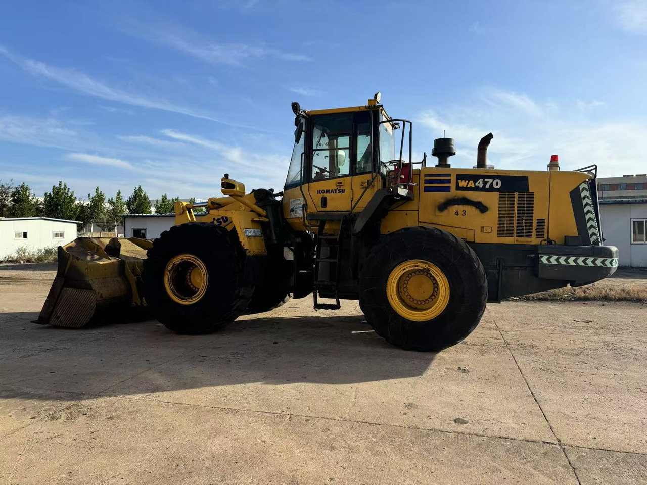 KOMATSU WA470-6 - Chargeuse sur pneus: photos 4 KOMATSU WA470-6 - Chargeuse sur pneus: photos 4