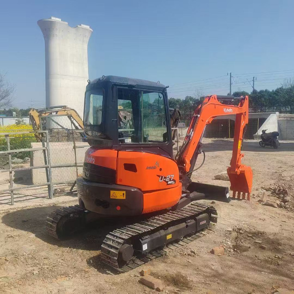 KUBOTA U27 - Mini pelle: photos 1 KUBOTA U27 - Mini pelle: photos 1