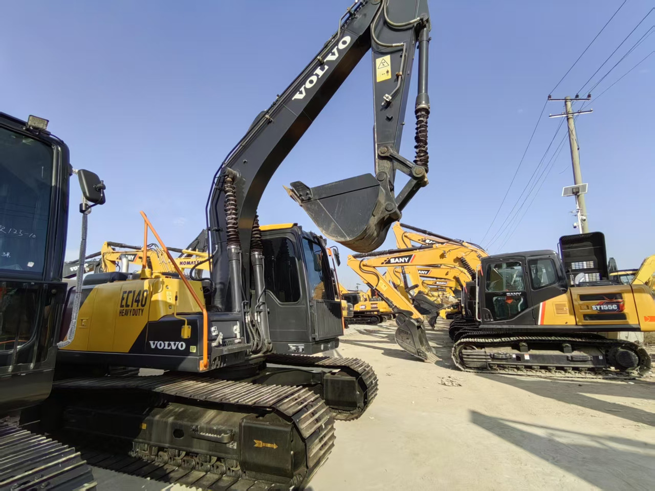 VOLVO EC140 - Pelle sur chenille: photos 4 VOLVO EC140 - Pelle sur chenille: photos 4