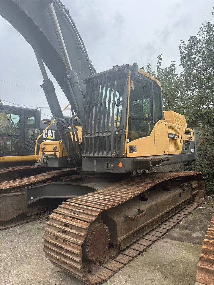 VOLVO EC380 - Pelle sur chenille: photos 2 VOLVO EC380 - Pelle sur chenille: photos 2