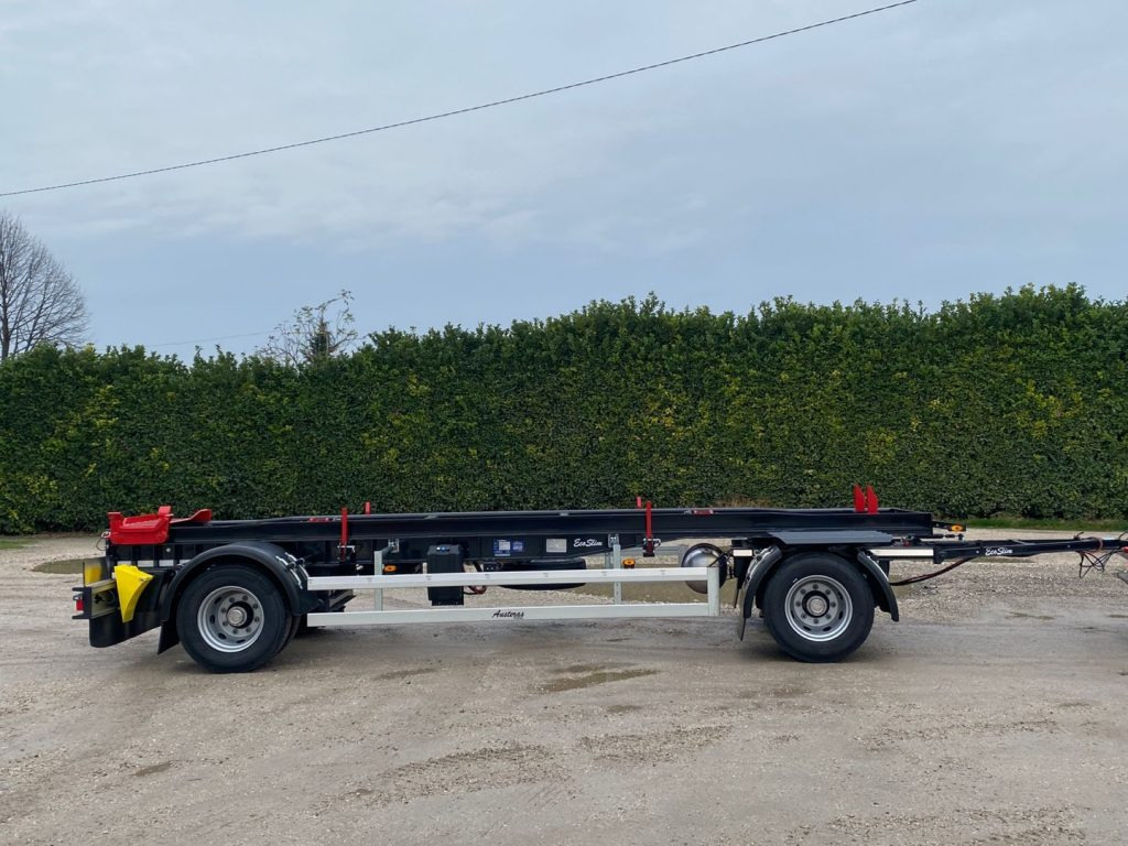 AUSTERAS RIMORCHIO NUOVO AUSTERAS SCARRABILE PNEUMATICO - Remorque ampliroll/ Multibenne: photos 5 AUSTERAS RIMORCHIO NUOVO AUSTERAS SCARRABILE PNEUMATICO - Remorque ampliroll/ Multibenne: photos 5