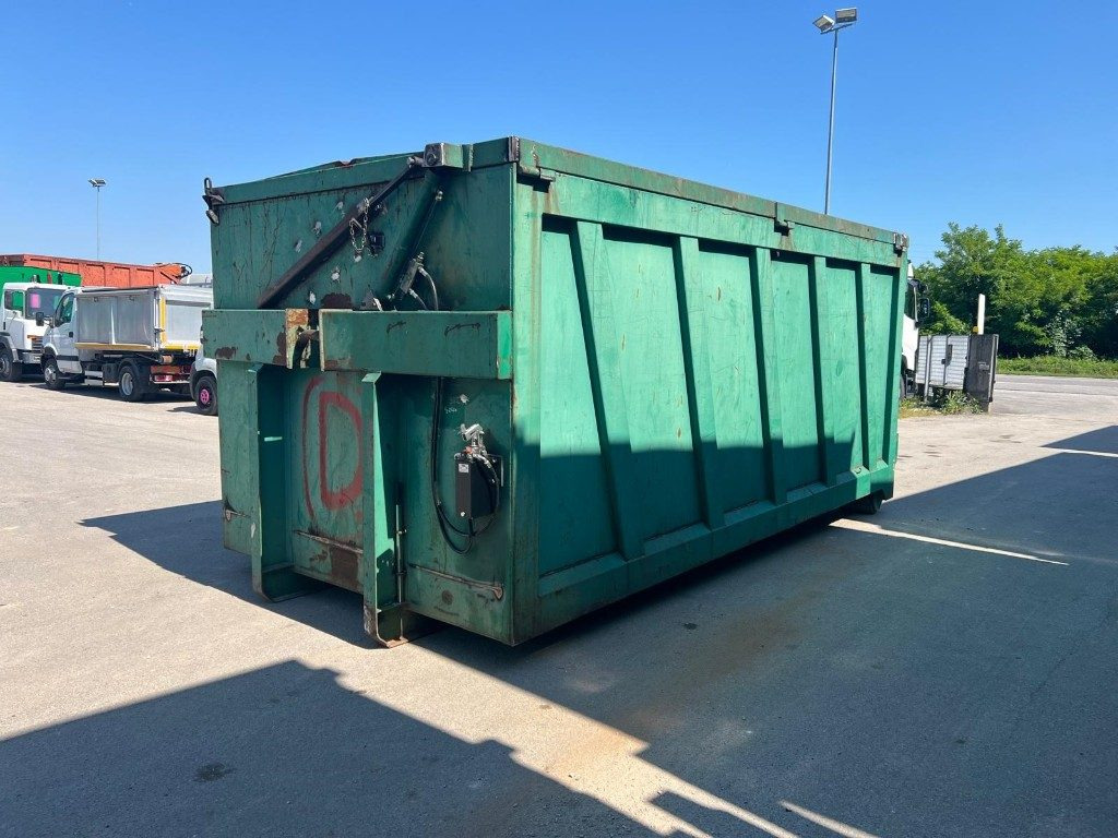 CONTAINER SCARRABILE USATO CON COPERCHIO - Benne ampliroll: photos 1 CONTAINER SCARRABILE USATO CON COPERCHIO - Benne ampliroll: photos 1