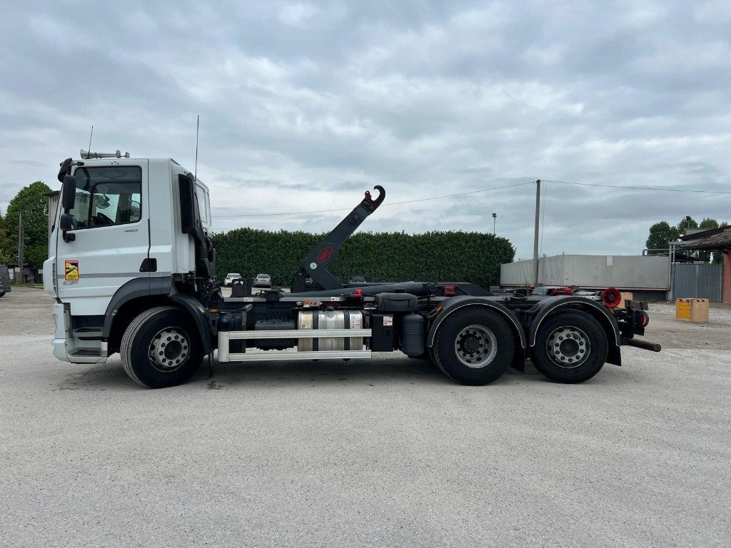 DAF CF480 SCARRABILE - Camion ampliroll: photos 2 DAF CF480 SCARRABILE - Camion ampliroll: photos 2