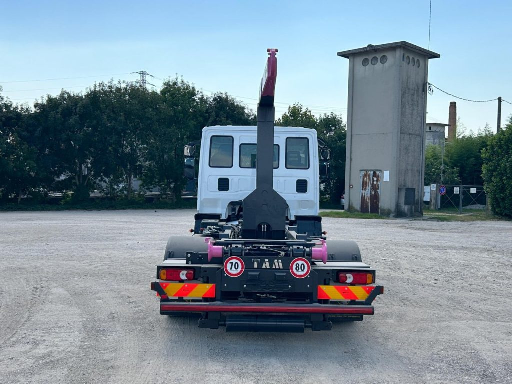 IVECO 120EL22 CON SCARRABILE NUOVO - Camion ampliroll: photos 5 IVECO 120EL22 CON SCARRABILE NUOVO - Camion ampliroll: photos 5
