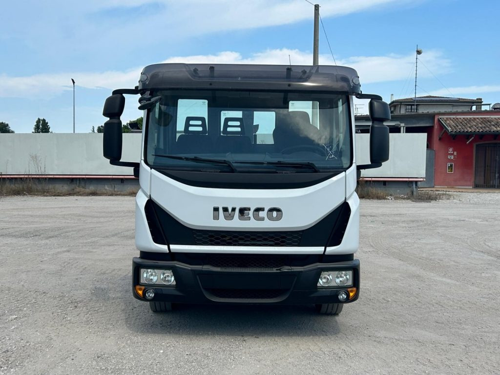 IVECO 120EL22 CON SCARRABILE NUOVO - Camion ampliroll: photos 2 IVECO 120EL22 CON SCARRABILE NUOVO - Camion ampliroll: photos 2