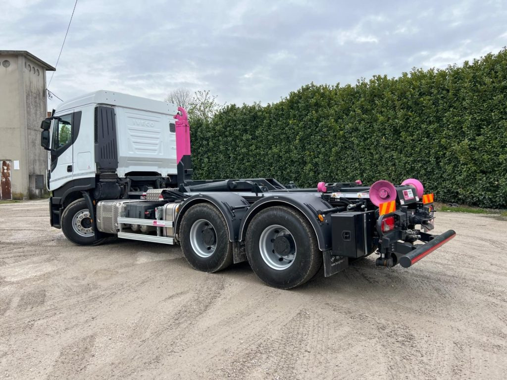 IVECO STRALIS X-WAY 510 TRAKKER SCARRABILE - Camion ampliroll: photos 3 IVECO STRALIS X-WAY 510 TRAKKER SCARRABILE - Camion ampliroll: photos 3