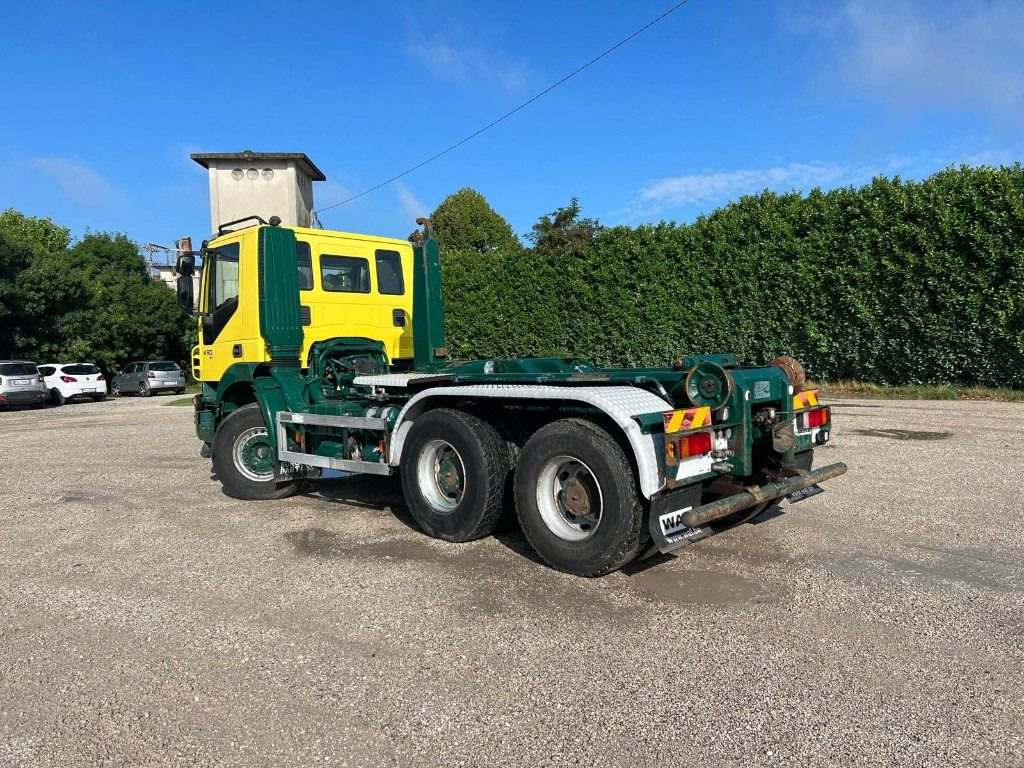 IVECO TRAKKER 450 SCARRABILE - Camion ampliroll: photos 5 IVECO TRAKKER 450 SCARRABILE - Camion ampliroll: photos 5