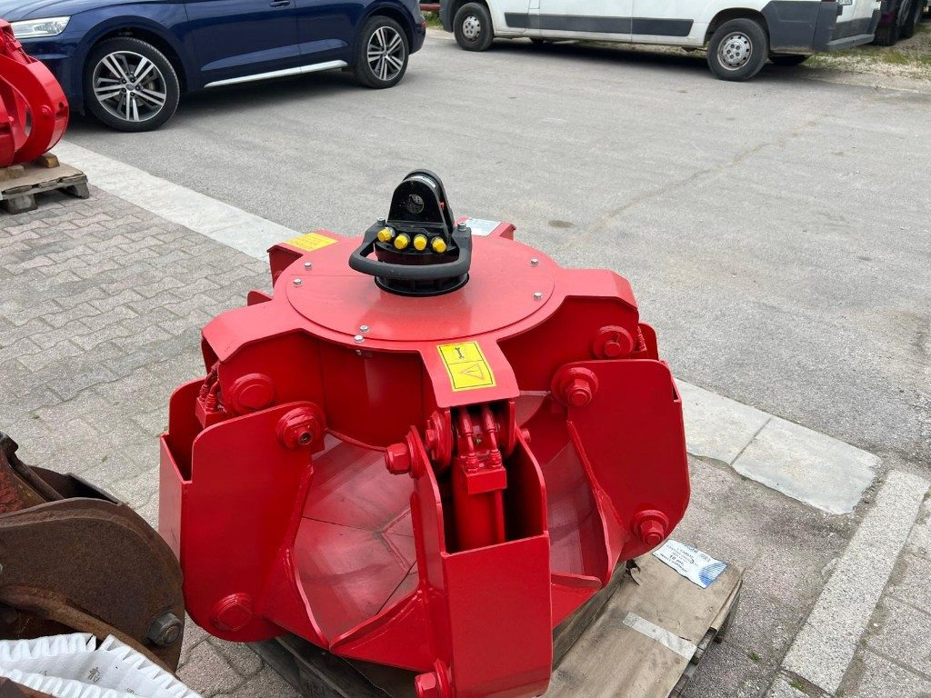 POLIPO NUOVO A 5 PALE CON ROTORE - Grappin: photos 3 POLIPO NUOVO A 5 PALE CON ROTORE - Grappin: photos 3