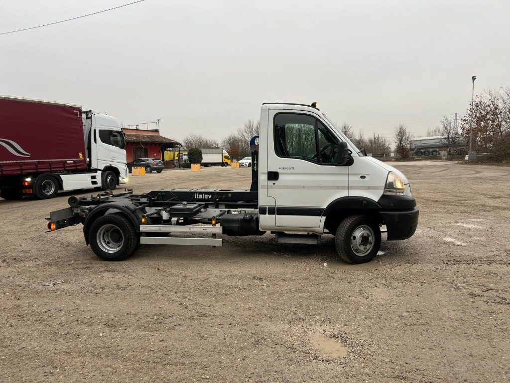 RENAULT MASCOTT SCARRABILE - Camion ampliroll: photos 5 RENAULT MASCOTT SCARRABILE - Camion ampliroll: photos 5