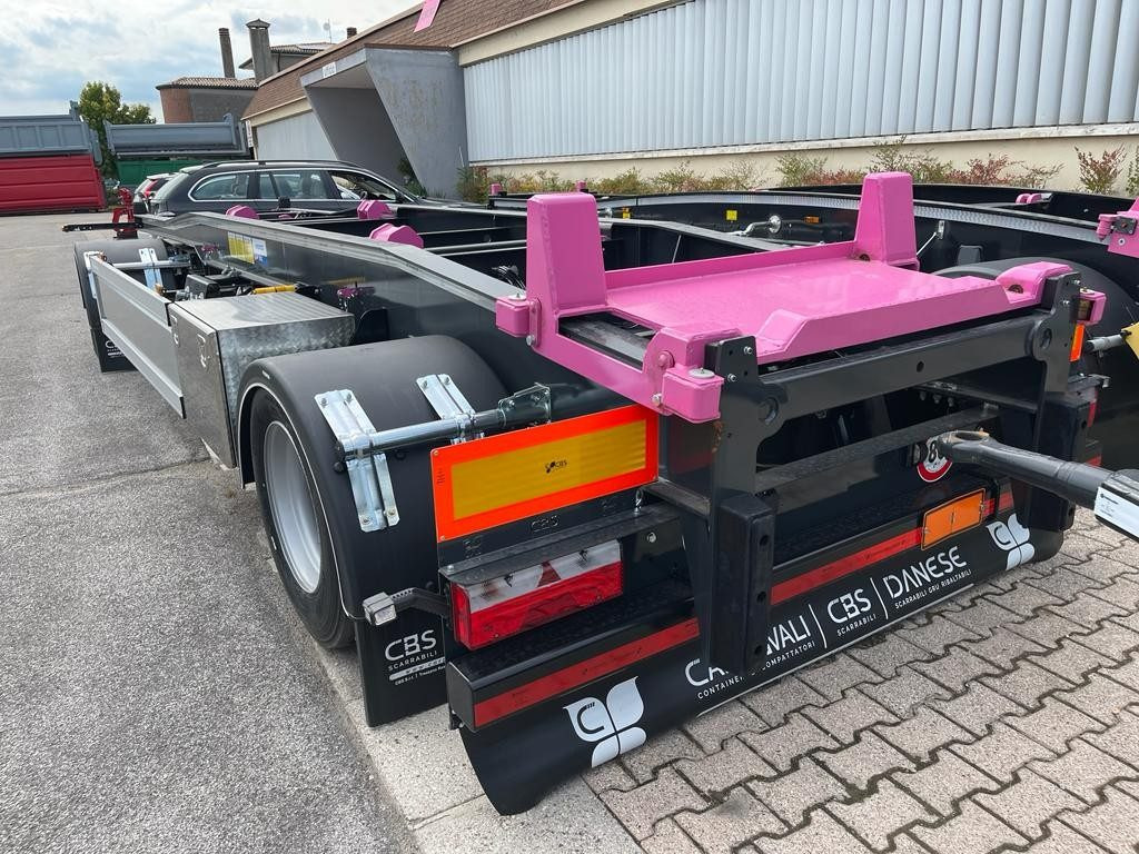 RIMORCHIO CBS NUOVO SCARRABILE - Remorque ampliroll/ Multibenne: photos 1 RIMORCHIO CBS NUOVO SCARRABILE - Remorque ampliroll/ Multibenne: photos 1