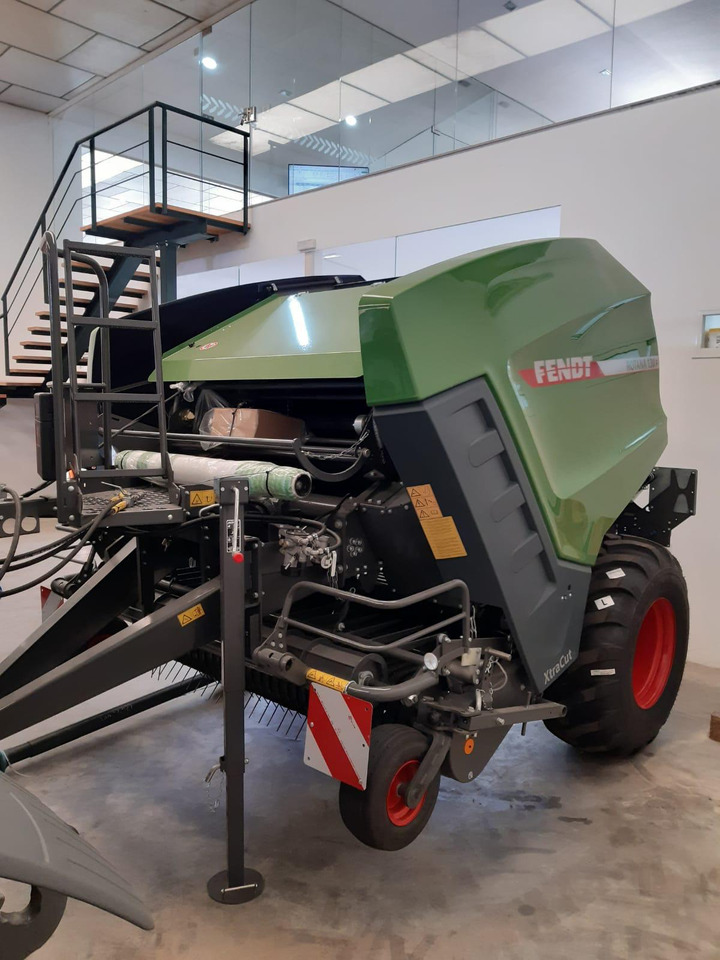 Fendt Rotana 130 F - Matériel de fenaison: photos 3 Fendt Rotana 130 F - Matériel de fenaison: photos 3