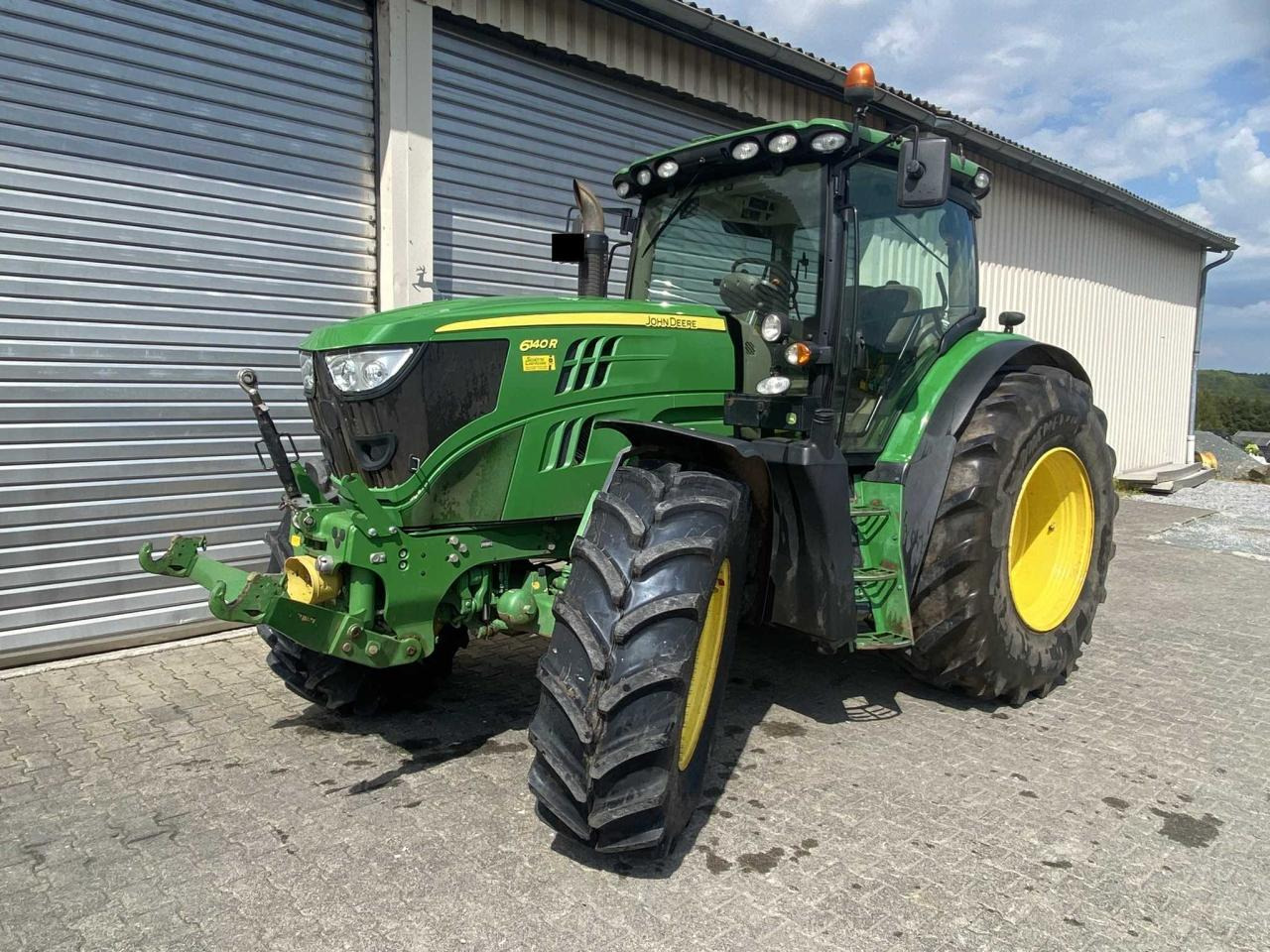 John Deere 6140R - Tracteur agricole: photos 2 John Deere 6140R - Tracteur agricole: photos 2