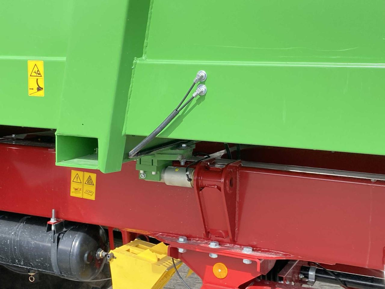 Strautmann VS 2005 Wiegestreuer - Epandeur à fumier: photos 4 Strautmann VS 2005 Wiegestreuer - Epandeur à fumier: photos 4