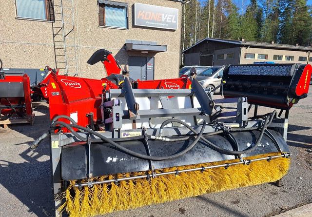 Holms300/ 2,5m - Brosse pour Engins de chantier: photos 3 Holms300/ 2,5m - Brosse pour Engins de chantier: photos 3
