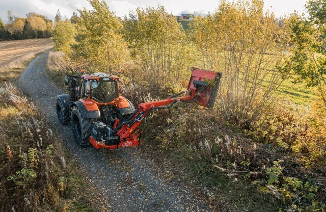 IlsboAT 500 R - Epareuse: photos 2 IlsboAT 500 R - Epareuse: photos 2