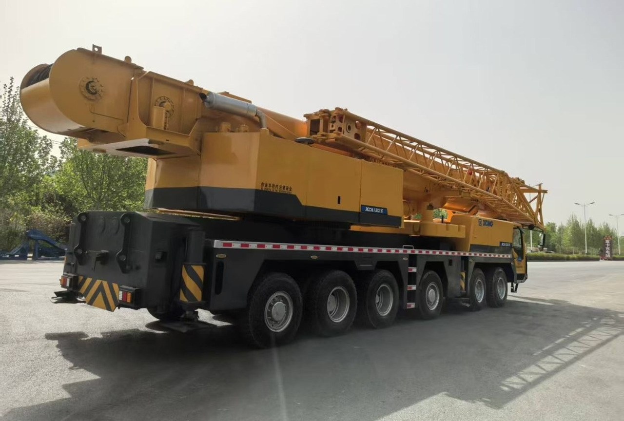 XCMG QY130K 130 ton 120 ton 140ton 150ton 160ton 200t truck crane - Grue mobile: photos 4 XCMG QY130K 130 ton 120 ton 140ton 150ton 160ton 200t truck crane - Grue mobile: photos 4