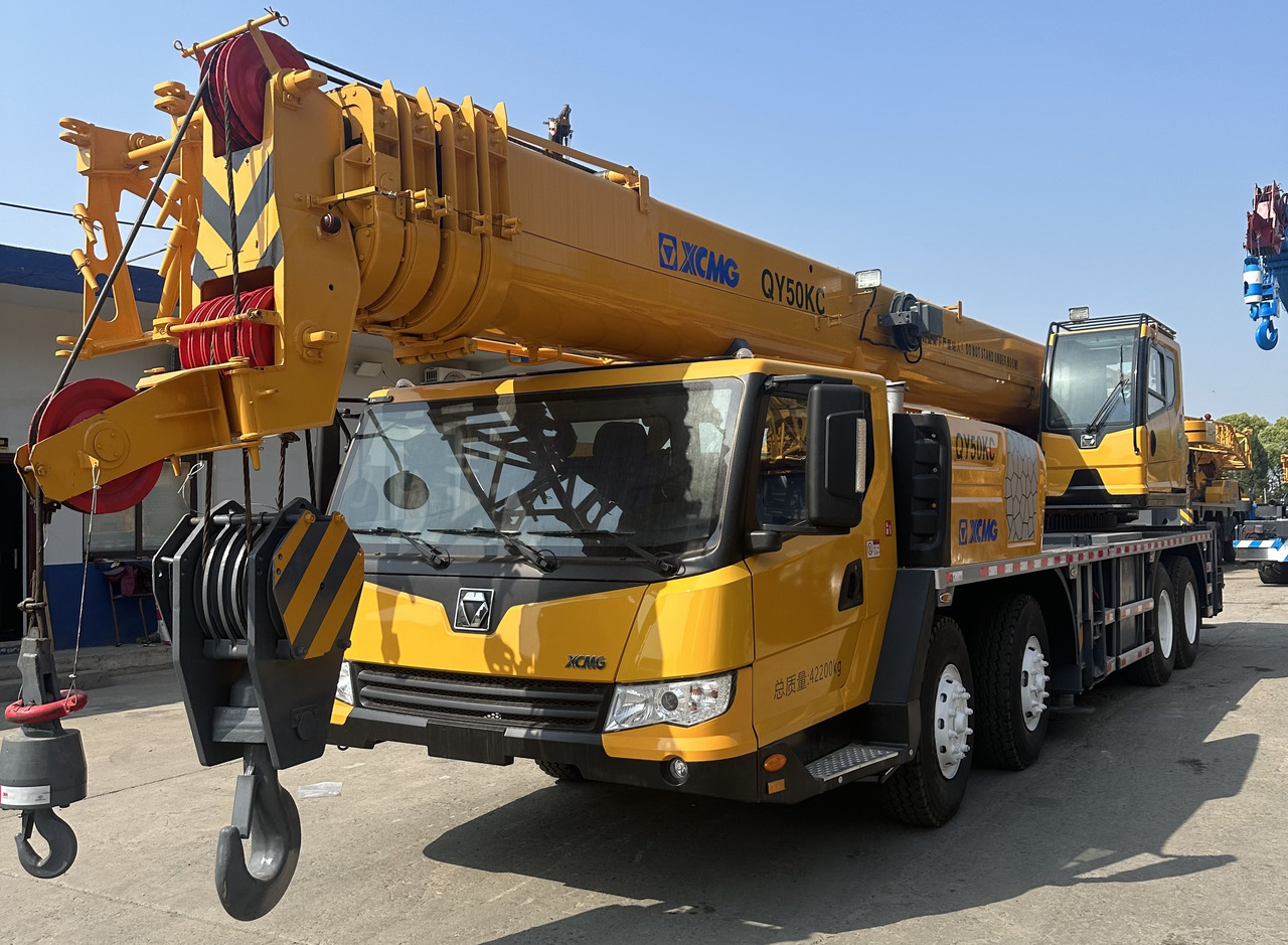 XCMG QY50KC 50 Ton 55ton 70t 100t 130t 160t 200t 240t 300t truck crane - Grue mobile: photos 2 XCMG QY50KC 50 Ton 55ton 70t 100t 130t 160t 200t 240t 300t truck crane - Grue mobile: photos 2