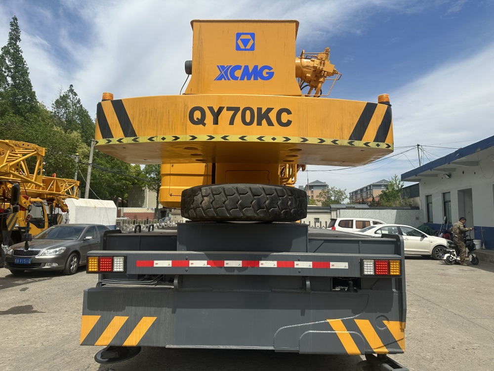 XCMG qy70kc xct75 qy75kc 70ton 75 ton 80 ton 85 ton 90 ton 100 ton 110 ton 130 ton truck crane - Grue mobile: photos 5 XCMG qy70kc xct75 qy75kc 70ton 75 ton 80 ton 85 ton 90 ton 100 ton 110 ton 130 ton truck crane - Grue mobile: photos 5