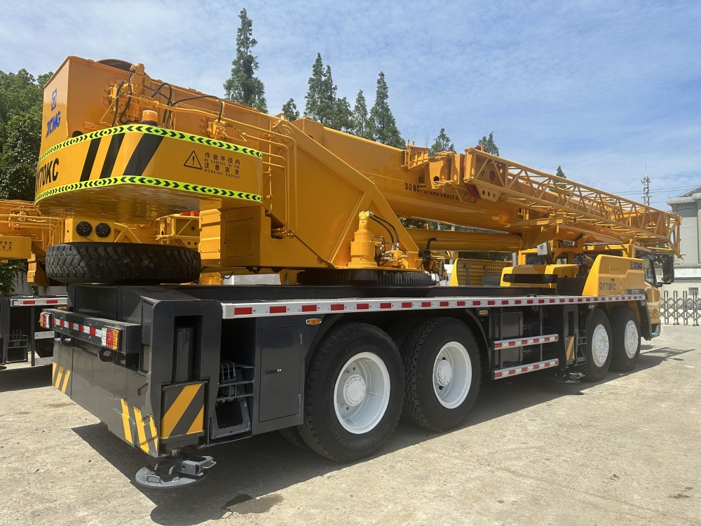 XCMG qy70kc xct75 qy75kc 75 ton truck crane - Grue mobile: photos 4 XCMG qy70kc xct75 qy75kc 75 ton truck crane - Grue mobile: photos 4