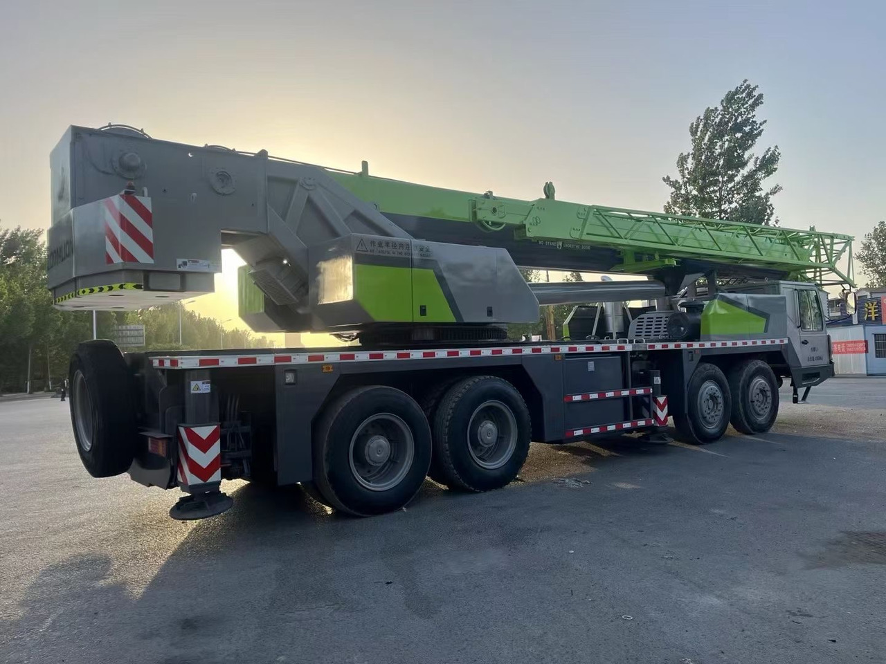 ZOOMLION ZTC700V 70 ton 80 ton ztc800v ztc1000v truck crane - Grue mobile: photos 3 ZOOMLION ZTC700V 70 ton 80 ton ztc800v ztc1000v truck crane - Grue mobile: photos 3