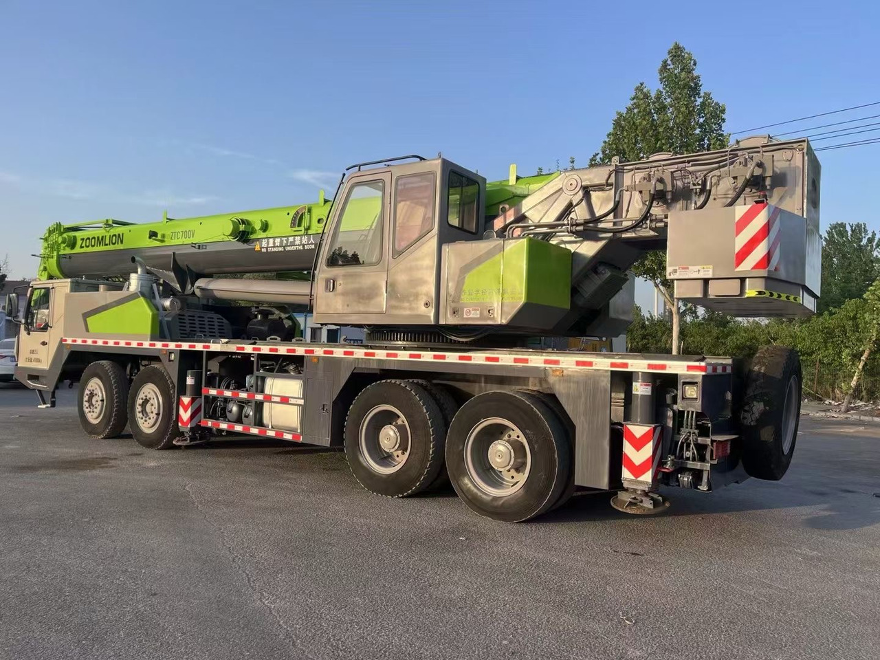 ZOOMLION ZTC700V 70 ton truck crane - Grue mobile: photos 4 ZOOMLION ZTC700V 70 ton truck crane - Grue mobile: photos 4