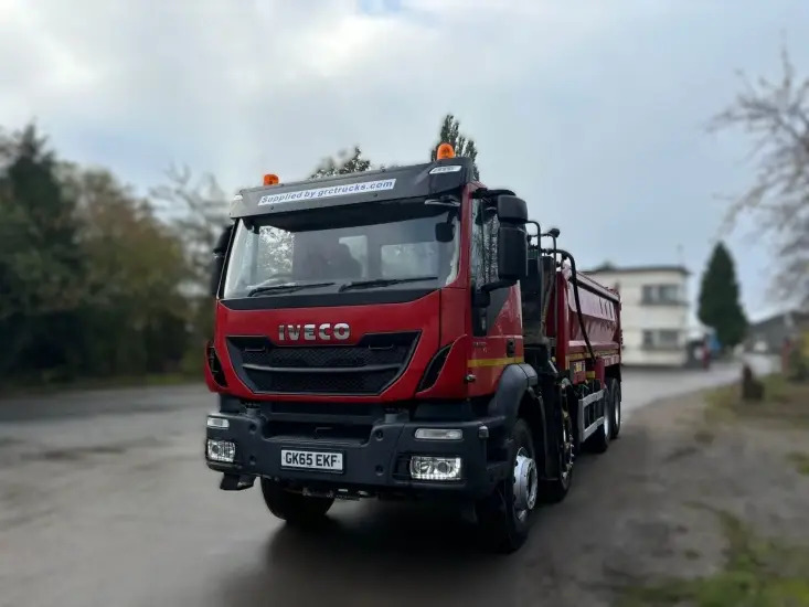 Iveco Trakker - Camion benne: photos 2 Iveco Trakker - Camion benne: photos 2