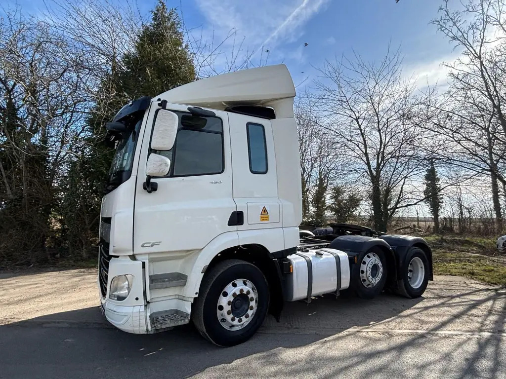DAF CF (LYP) - Tracteur routier: photos 2 DAF CF (LYP) - Tracteur routier: photos 2
