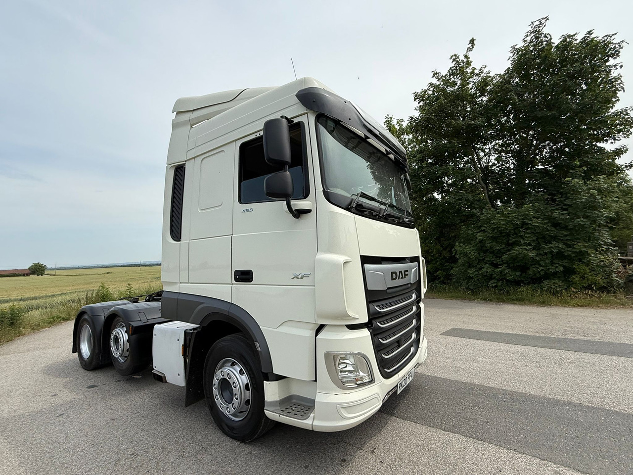 DAF XF 105 480 RHD - Tracteur routier: photos 4 DAF XF 105 480 RHD - Tracteur routier: photos 4