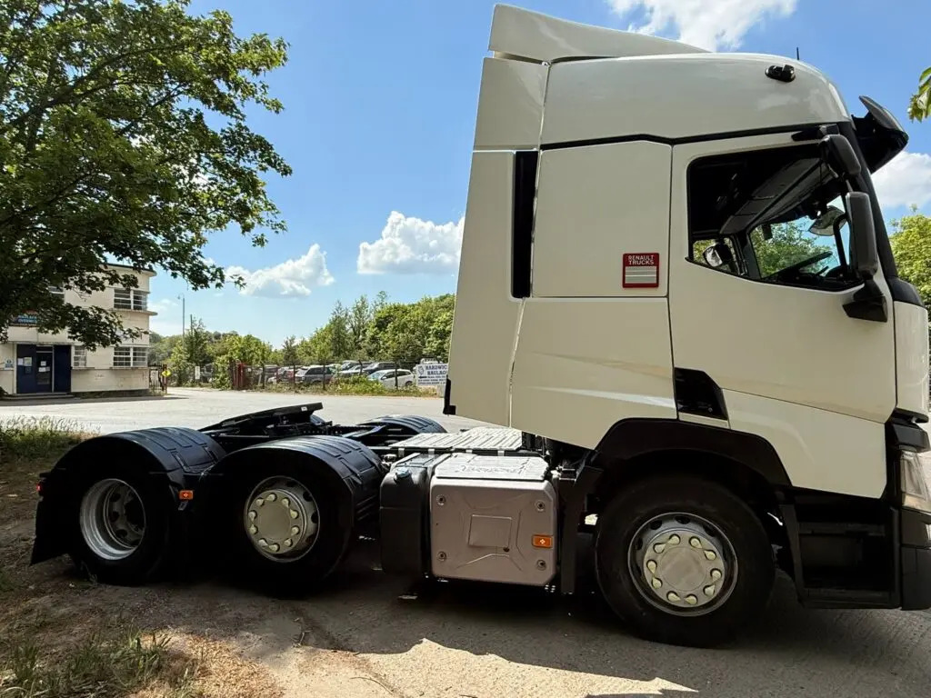 Renault T 460 - Tracteur routier: photos 4 Renault T 460 - Tracteur routier: photos 4