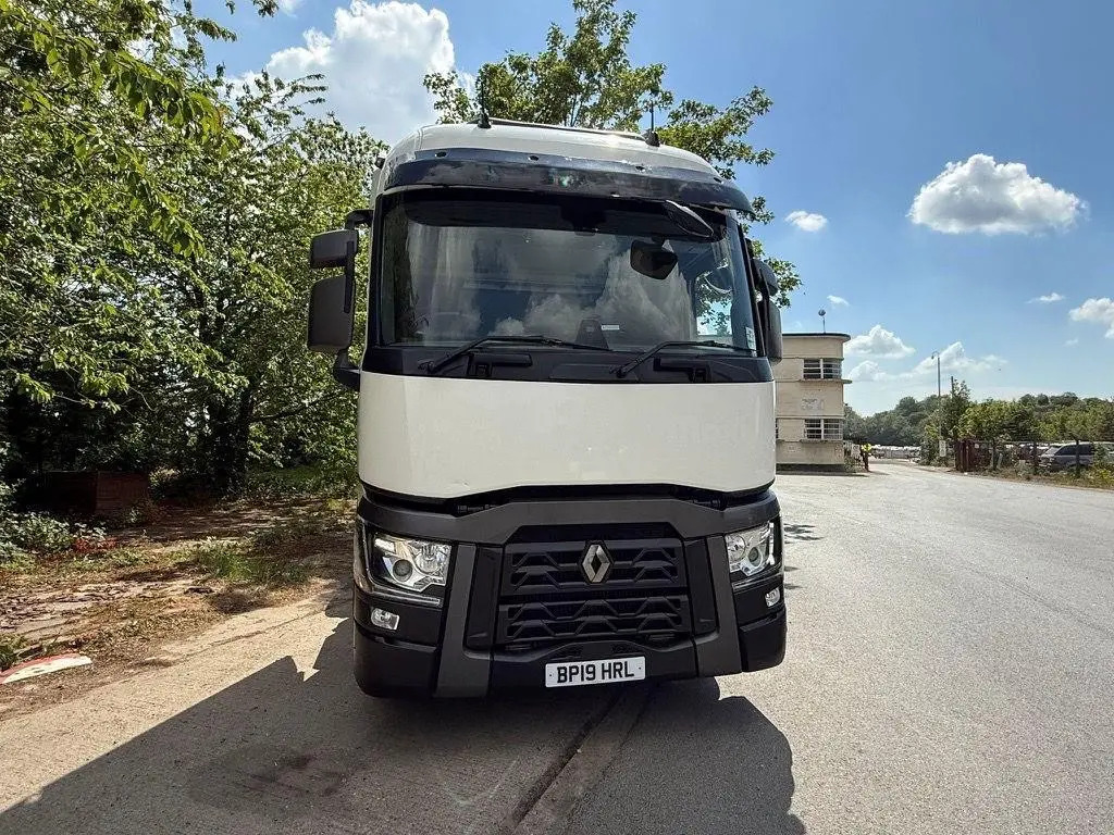 Renault T 460 (HRL) - Tracteur routier: photos 3 Renault T 460 (HRL) - Tracteur routier: photos 3