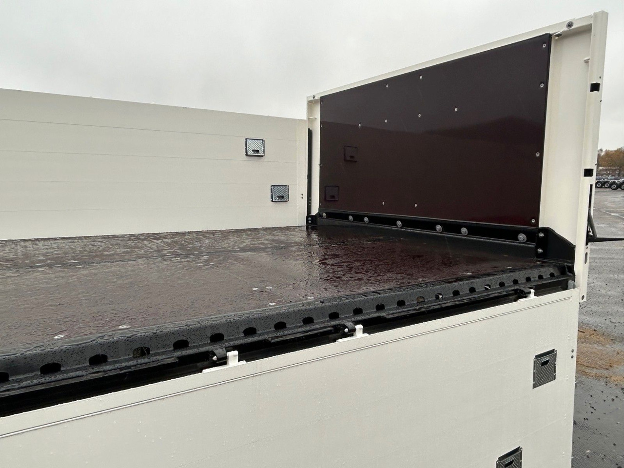 Krone AZP 18 eL42-BS Baustoff NEU - Remorque plateau: photos 5 Krone AZP 18 eL42-BS Baustoff NEU - Remorque plateau: photos 5