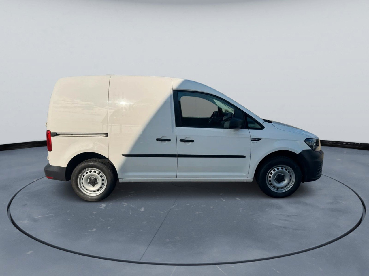Volkswagen Caddy Kasten | Klima, AHK, Leiterklap, Durchlade - Transport de personnes: photos 2 Volkswagen Caddy Kasten | Klima, AHK, Leiterklap, Durchlade - Transport de personnes: photos 2