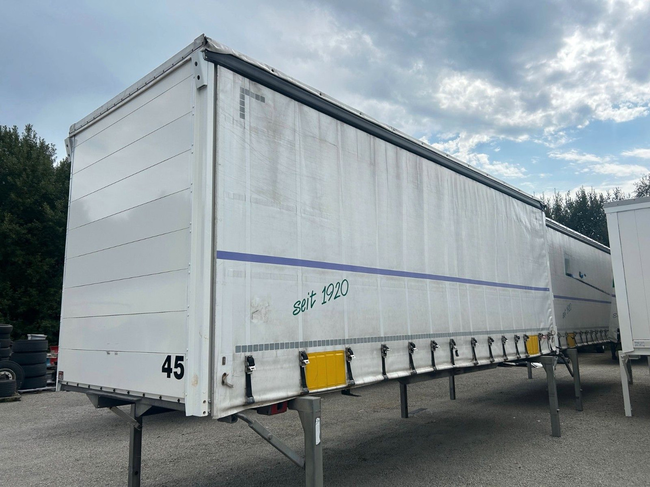 Wecon 4x Wechselpritschen Schiebeplane/Bordwand WP745S - Carrosserie bâchee: photos 1 Wecon 4x Wechselpritschen Schiebeplane/Bordwand WP745S - Carrosserie bâchee: photos 1