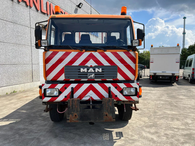 MAN LE 18.280 4x4 - Camion benne: photos 3 MAN LE 18.280 4x4 - Camion benne: photos 3