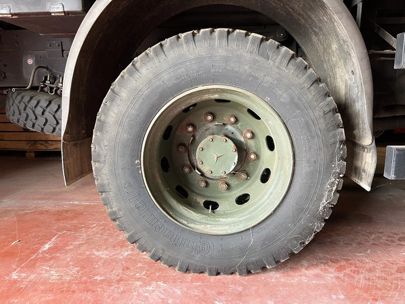 Mercedes-Benz 1017 A/4X4 - Camion fourgon: photos 4 Mercedes-Benz 1017 A/4X4 - Camion fourgon: photos 4