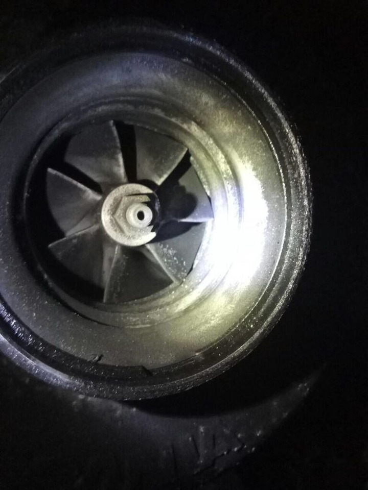 Scania DC1214 HPI Scania R 420 HPI E3 - Moteur pour Camion: photos 4 Scania DC1214 HPI Scania R 420 HPI E3 - Moteur pour Camion: photos 4