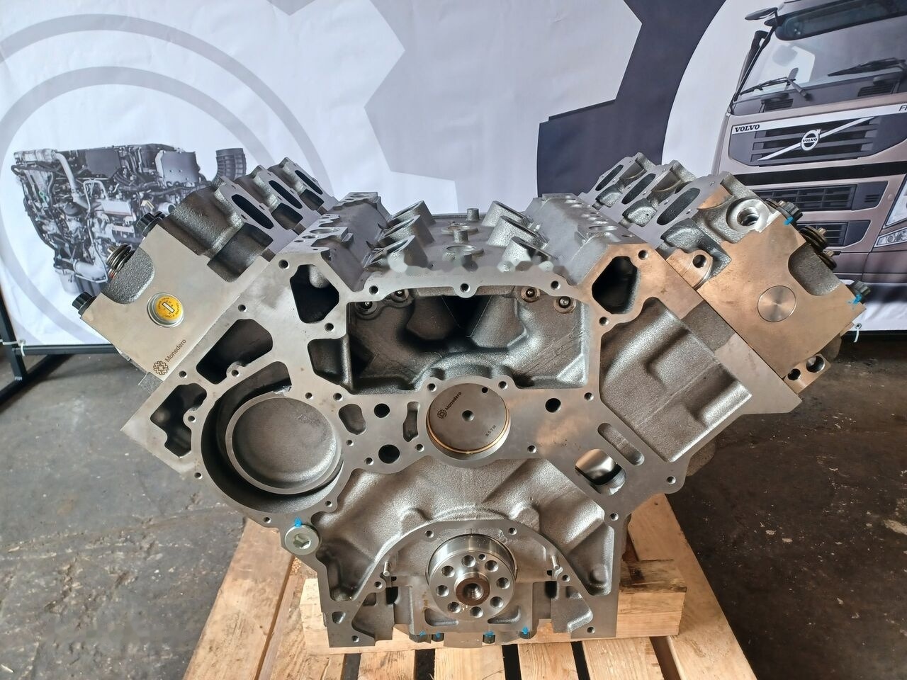 .V/3 Mercedes-Benz truck - Bloc-cylindres pour Camion: photos 4 .V/3 Mercedes-Benz truck - Bloc-cylindres pour Camion: photos 4