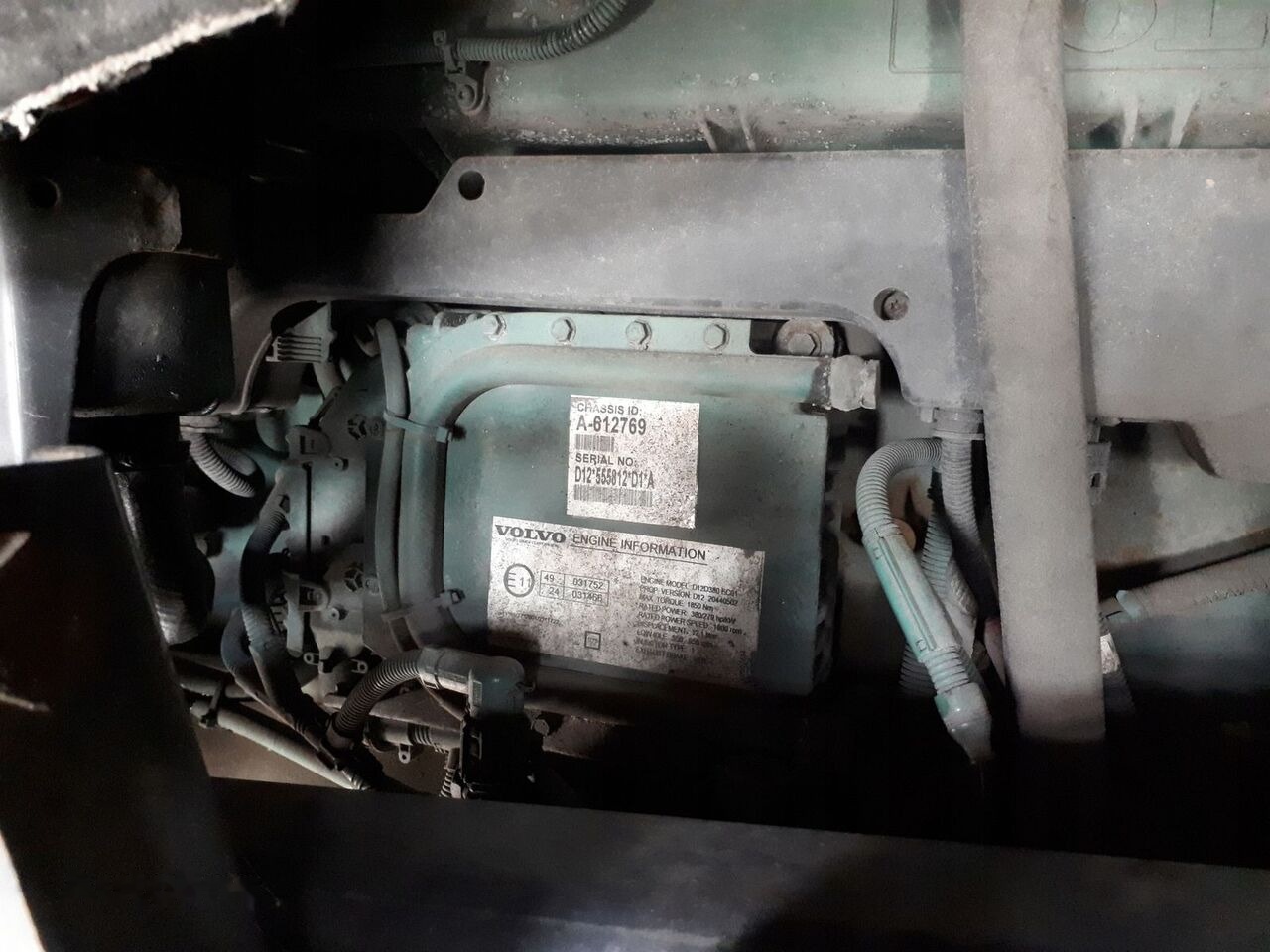 Volvo FH12 D12 truck - Moteur pour Camion: photos 1 Volvo FH12 D12 truck - Moteur pour Camion: photos 1