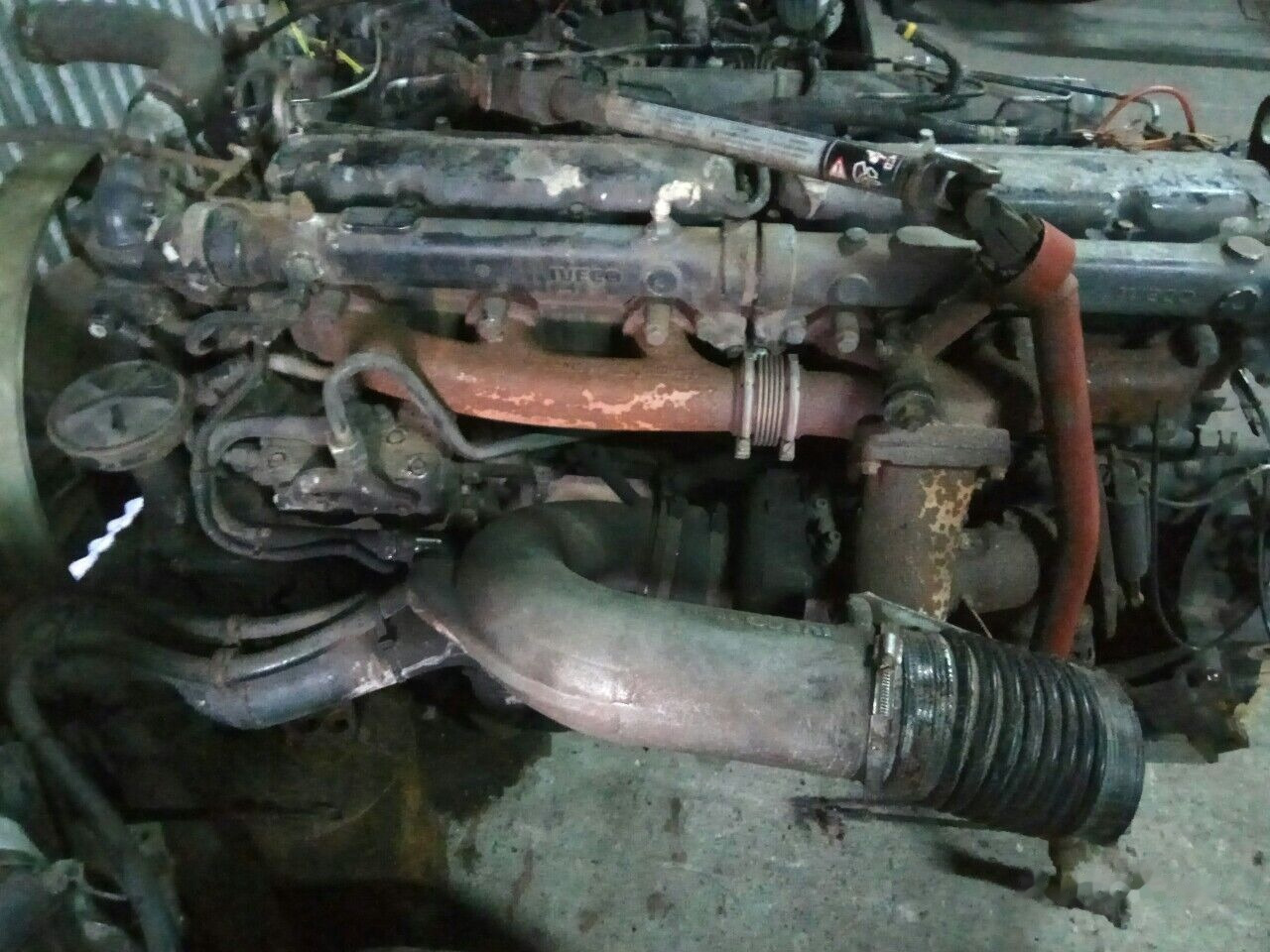 IVECO 8210.42L IVECO Magirus truck - Moteur pour Camion: photos 1 IVECO 8210.42L IVECO Magirus truck - Moteur pour Camion: photos 1