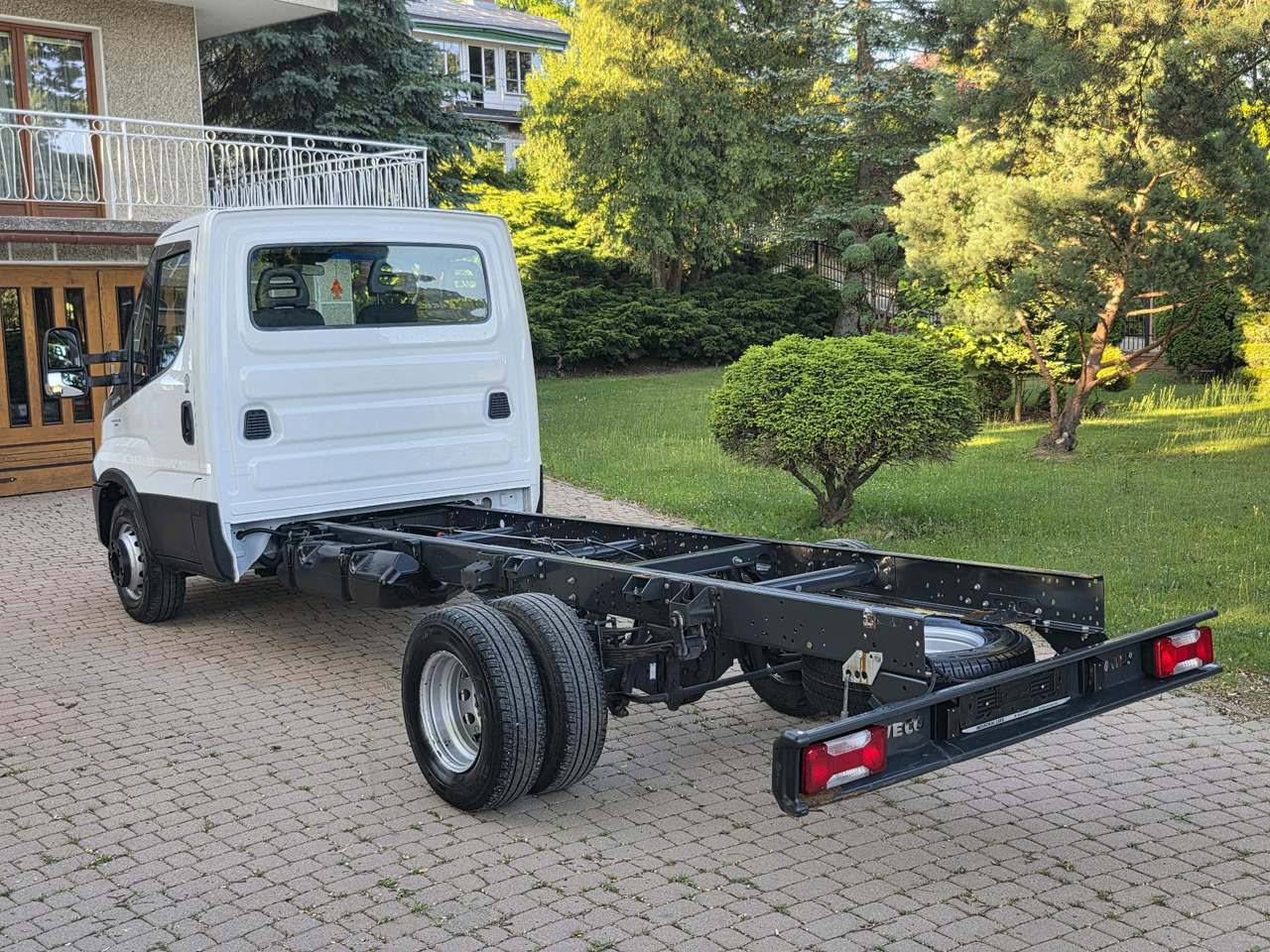 Iveco Daily 72c-17 Rama Pod Zabudowę Klima ! 3.0 HPI ! 170 Hp * Super Stan ! - Fourgonnette: photos 5 Iveco Daily 72c-17 Rama Pod Zabudowę Klima ! 3.0 HPI ! 170 Hp * Super Stan ! - Fourgonnette: photos 5