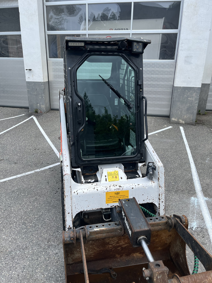 BOBCAT S70 - Chargeuse compacte sur chenilles: photos 3 BOBCAT S70 - Chargeuse compacte sur chenilles: photos 3