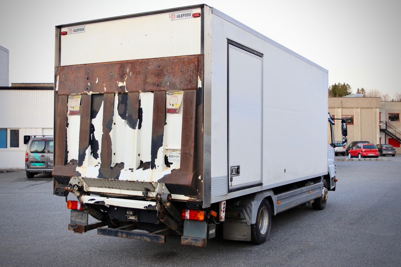 MERCEDES-BENZ Attego - Camion fourgon: photos 5 MERCEDES-BENZ Attego - Camion fourgon: photos 5