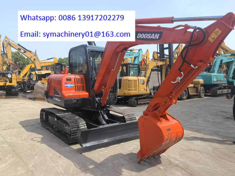 Doosan DX60 - Mini pelle: photos 1 Doosan DX60 - Mini pelle: photos 1