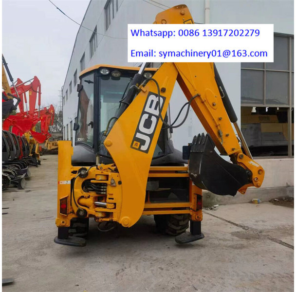 JCB 3CX - Tractopelle: photos 1 JCB 3CX - Tractopelle: photos 1
