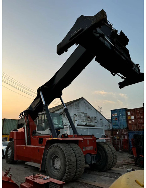 Kalmar DRU450 - Reach stacker: photos 4 Kalmar DRU450 - Reach stacker: photos 4